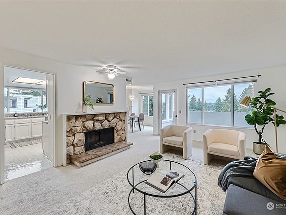 5th image of 17417 Ashworth Avenue N #408
