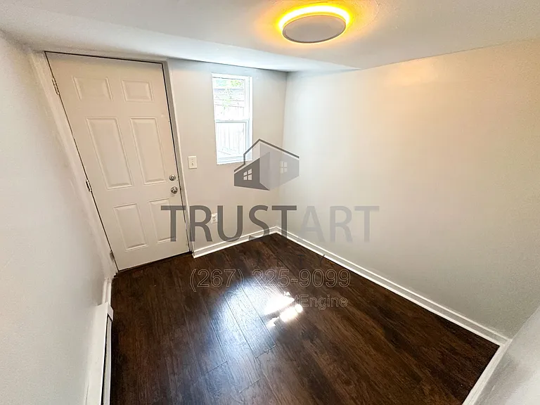 1257 N 23rd St #1 — Photo 6