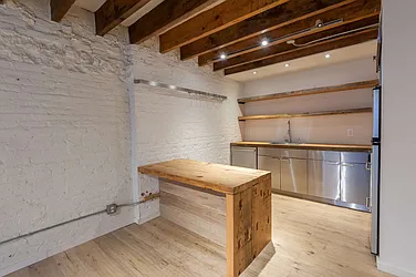 Rented by Solace SMC Inc