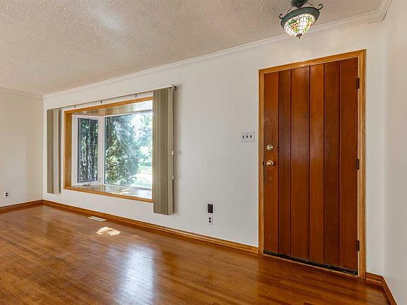 5th image of 1005 W 17th St N