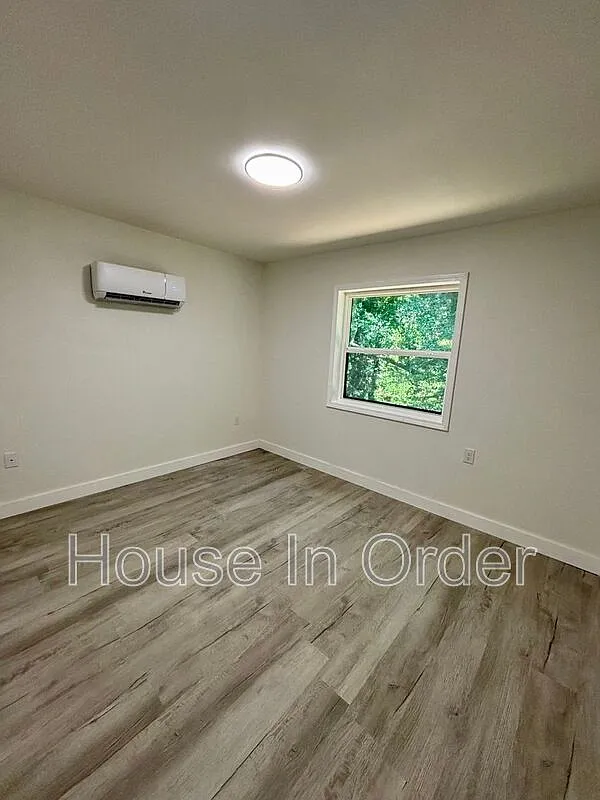 2 bed, 2.0 bath, 893 sqft, $1,800 — Photo 4