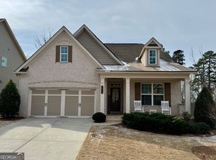 2850 Canter Meadow Dr, Cumming, GA 30040