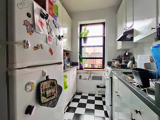 Rented by The Crest Group | media 20