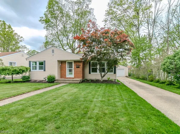 7444 Rockingham Rd, Mentor, OH 44060