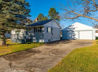 31 Garden Cir, Babbitt, MN 55706