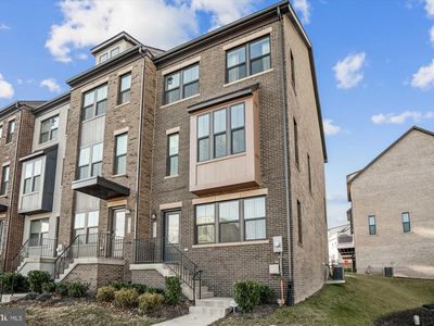 6732 Belcrest Rd, Hyattsville, MD, 20782