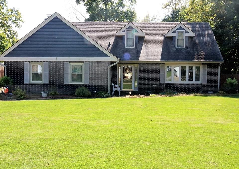 1st image of 5529 N Olivia Dr