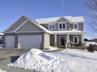 1882 Kerry Dr NE, Rochester, MN 55906