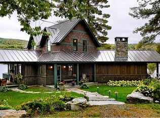 99 Passumpsic Pt, Fairlee, VT 05045