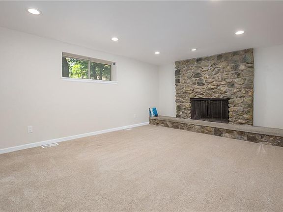 5th image of 2301 N Markwell Pl
