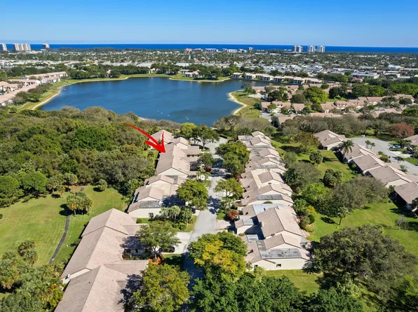 437 Ashwood Place, Boca Raton, FL 33431