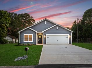 213 Spann Ln, Moncks Corner, SC 29461