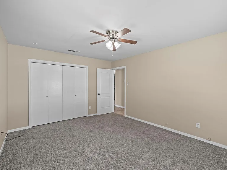 2304 Cedar Bayou Rd — Photo 17