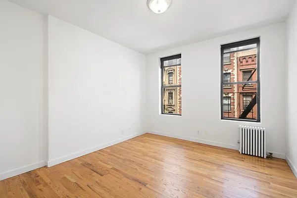 Rented by Compass | media 7