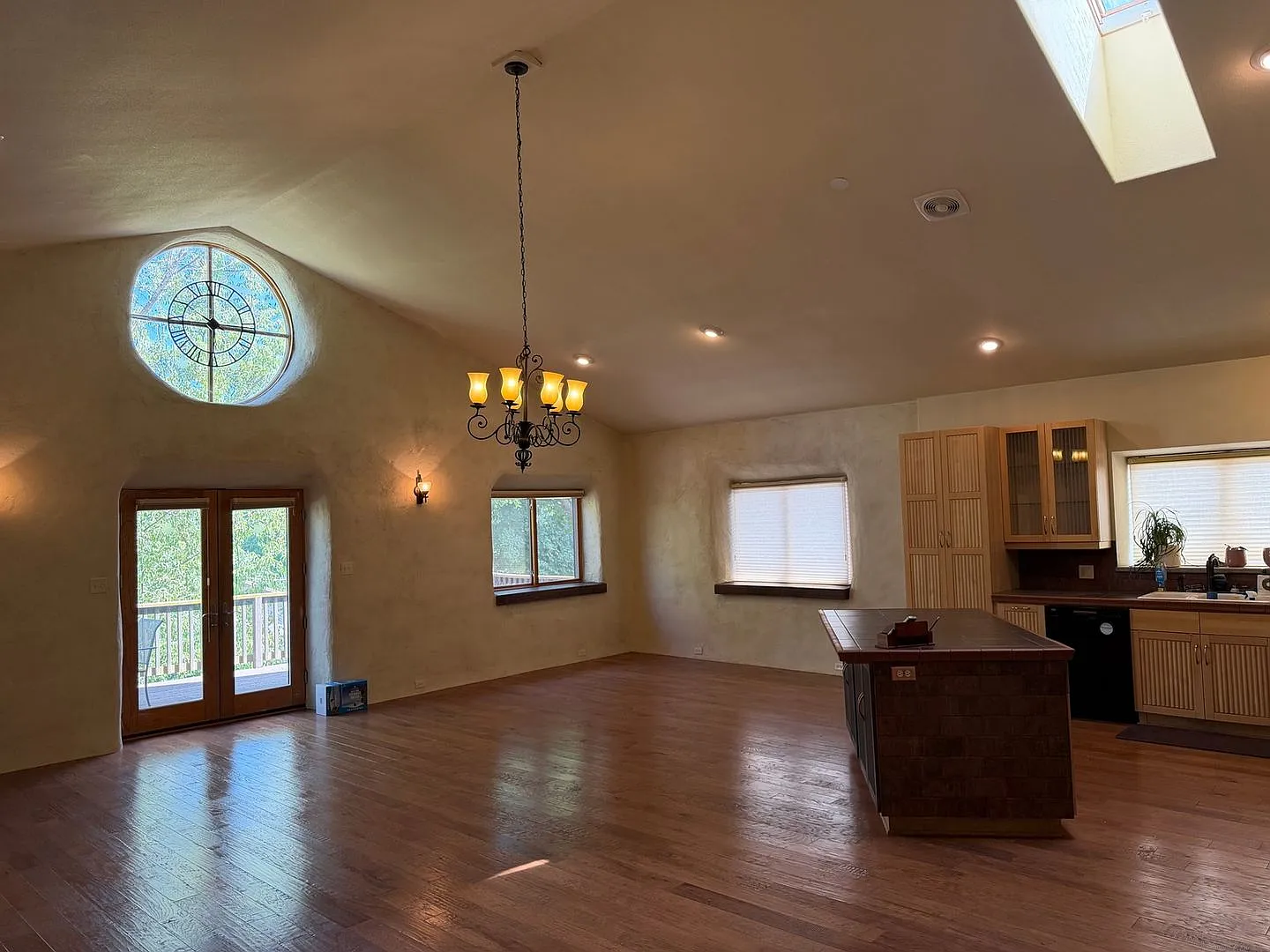 Charming 3br Straw-Bale House In Ashland's -All Utilities Included — Photo 3