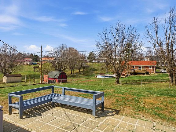 5th image of 5765 Riner Dr