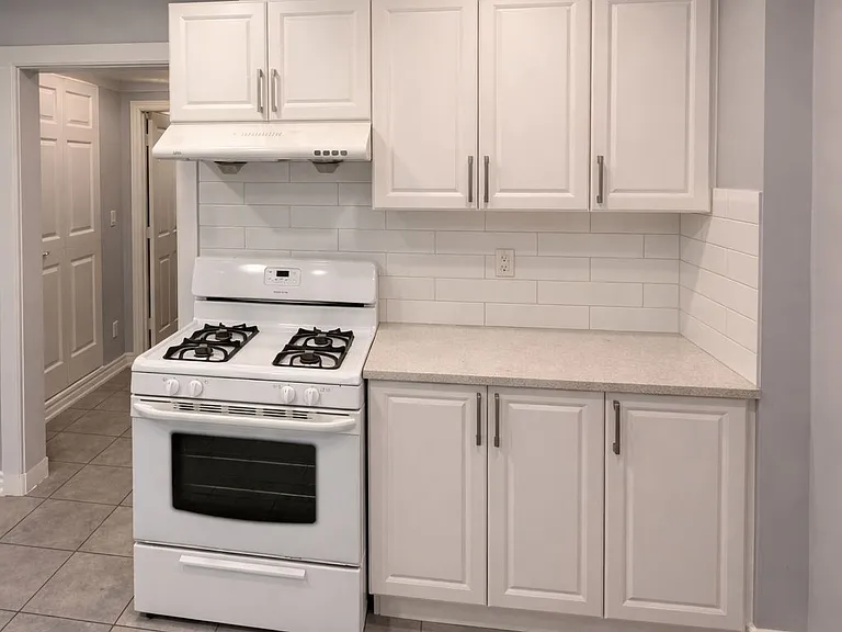 60 Blackfriars St #2 — Photo 4