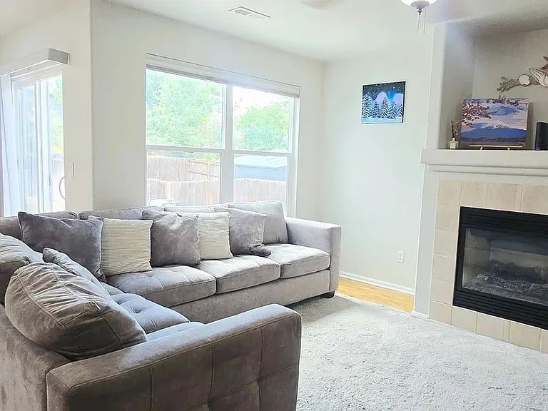 8061 S Kittredge Way — Photo 16