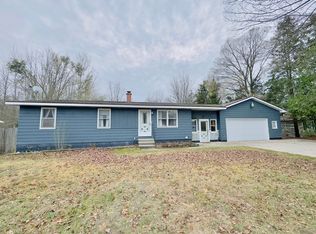 1795 E Pontaluna Rd, Spring Lake, MI 49456