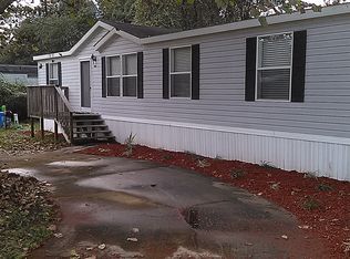460 NE 128th Ct, Silver Springs, FL 34488