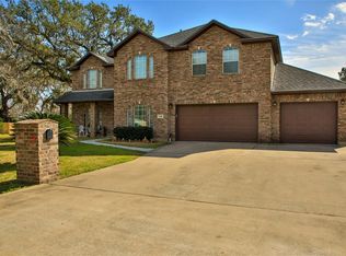 1006 Avenue A, Sweeny, TX 77480
