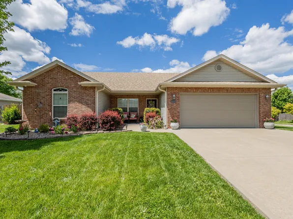 4209 Black Tail Dr, Columbia, MO 65202