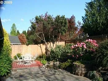 9090 SW Omara St photo 1