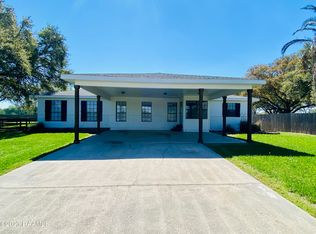 378 Credeur Rd, Cankton, LA 70584