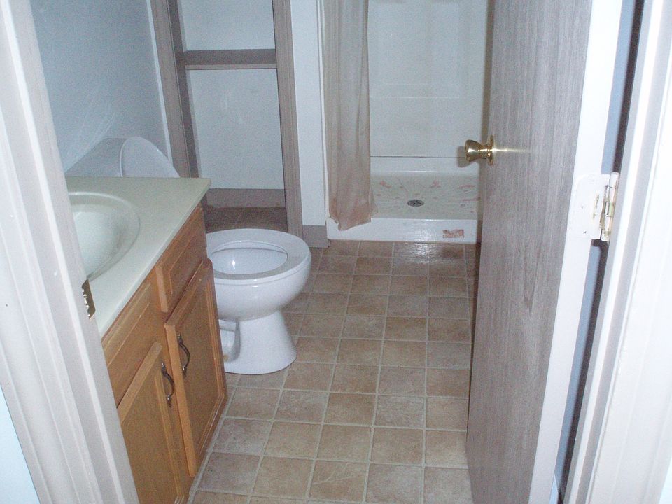 2nd image of 279 N Main St APT 1