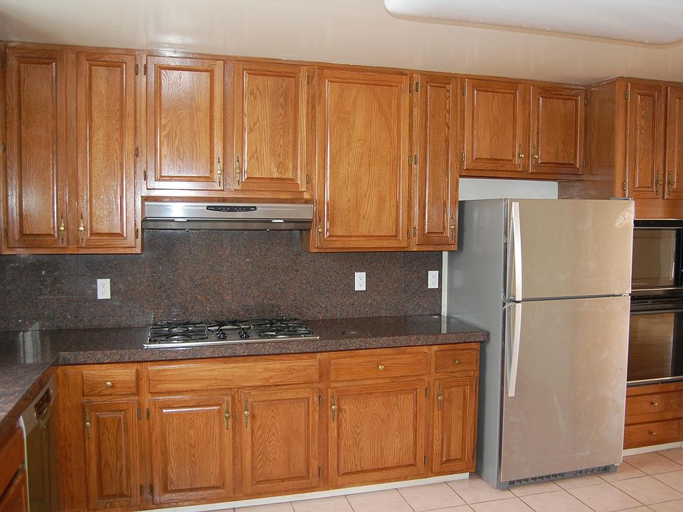 1st image of 350 28th Ave APT 3