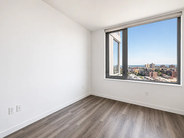 1524 Sheepshead Bay Rd #17B — Photo 4
