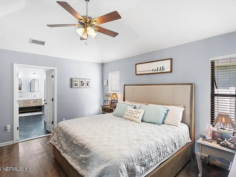 5281 Oxford Crest Dr — Photo 17