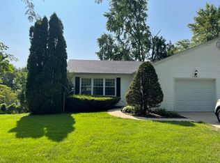 418 Monroe St, Oswego, IL 60543