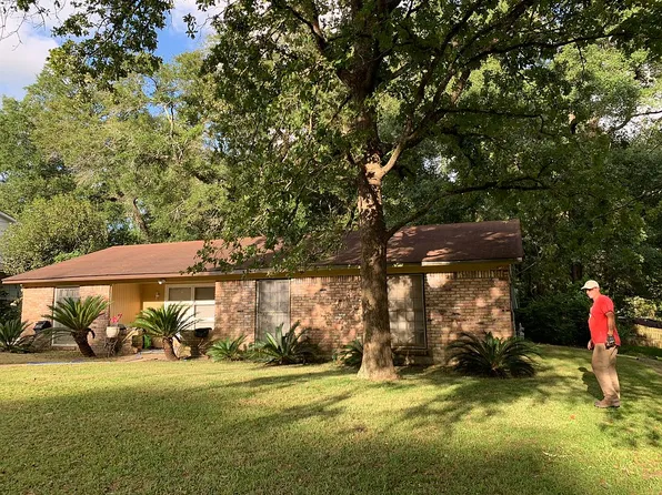 104 N University Blvd, Mobile, AL 36608