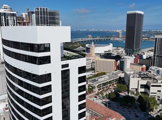 District 225, Miami, FL 33128