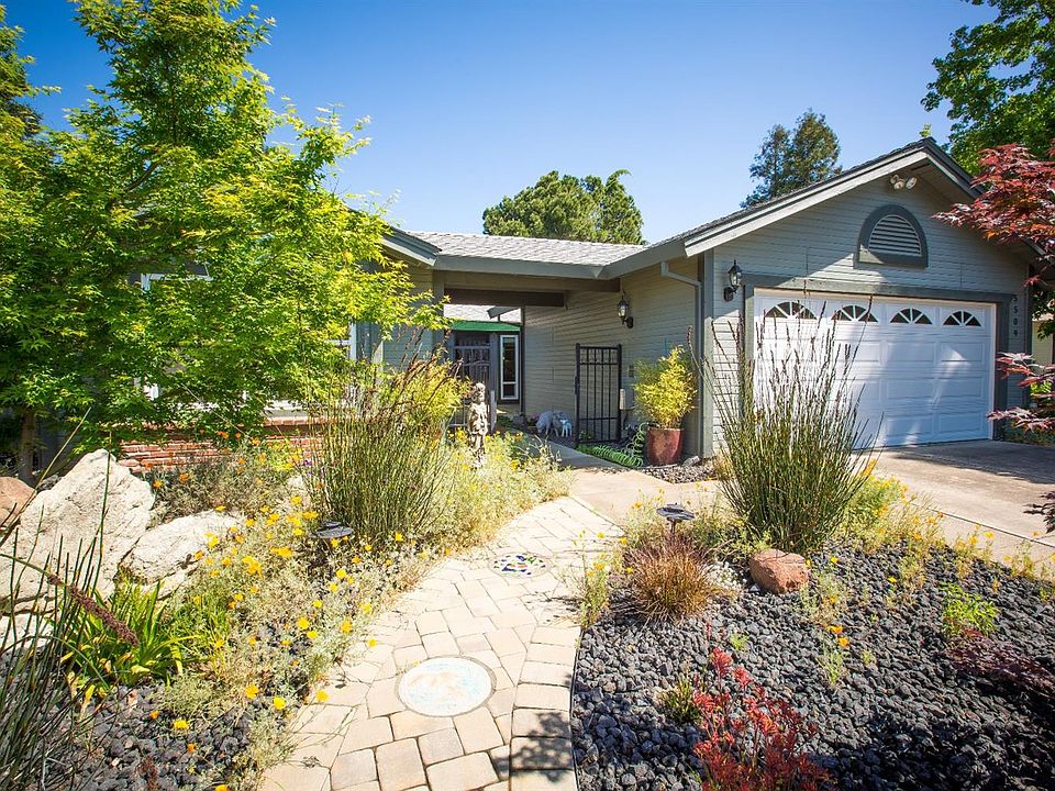 1st image of 5509 Laguna Oaks Dr