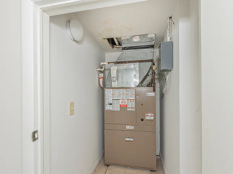 26101 Village Ln #107 — Photo 9