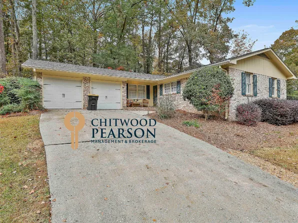104 Laurel Ct, Peachtree City, GA 30269