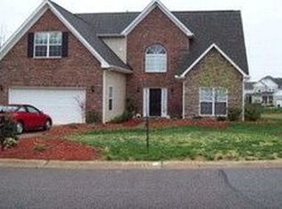 416 Elizabeth Valley Ln, Lake Wylie, SC 29710
