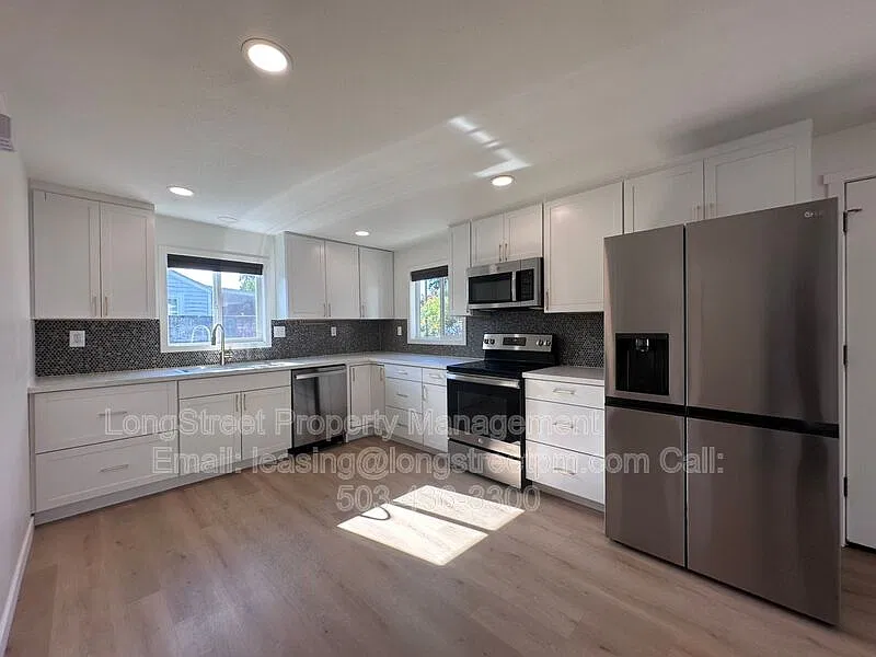 2 bed, 1.0 bath, 676 sqft, $2,195 — Photo 4