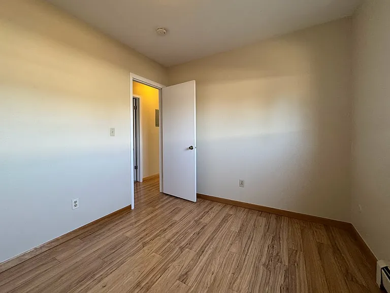 625 Manhattan Pl #109 — Photo 9