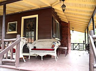 389 Old Mine Rd, Lebanon, PA 17042