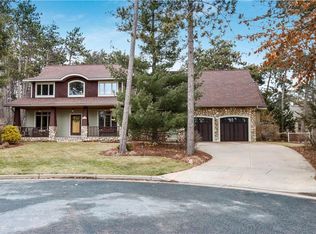 3903 Scotch Pine Ct, Eau Claire, WI 54701