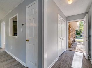 6064 Colonyhill Dr, Bartlett, TN 38135