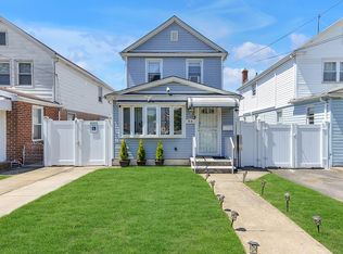 9014 220th St, Queens Village, NY 11428