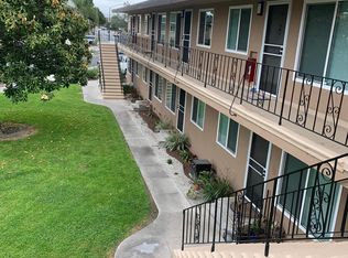 8714 5th St APT 11, Downey, CA 90241