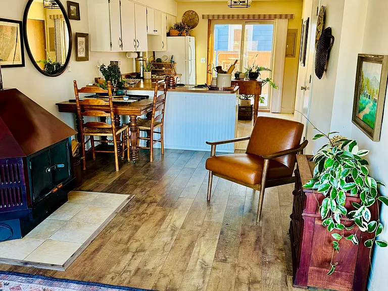 9 Granada Ct #18 — Photo 8