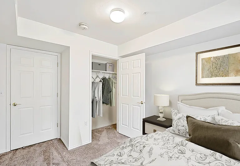 Rose Cove Apartment Homes — Photo 15