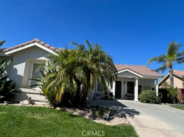 1375 Plumwood Ln, Mentone, CA 92359