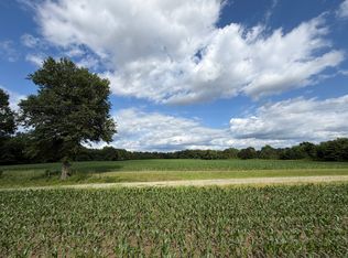 0 Landmark Rd, Iuka, IL 62849